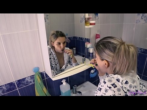 ❤️ Pijamaz jantzitako gazteekin ahozko esperma amaitzen da ipurdian - Letty Black ️ Etxeko pornoa pornoan eu.newsexxxx.ru ☑